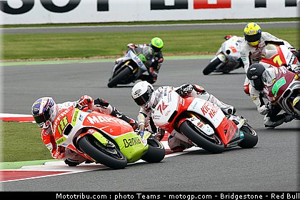 moto2_0073_angleterre_silverstone_2012.jpg