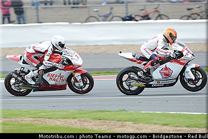 moto2_0078_angleterre_silverstone_2012.jpg