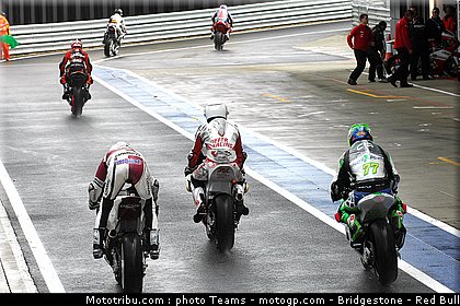 moto2_0081_angleterre_silverstone_2012.jpg