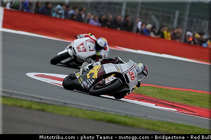 moto2_0090_angleterre_silverstone_2012.jpg