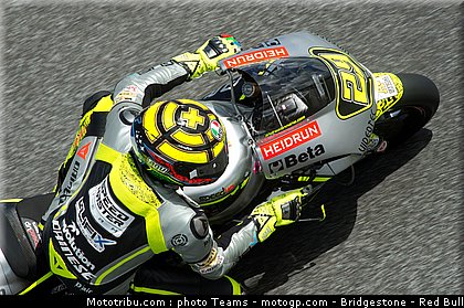 moto2_a_0001_angleterre_silverstone_2012.jpg