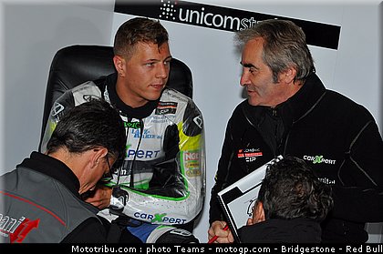moto2_aegerter_0008_angleterre_silverstone_2012.jpg