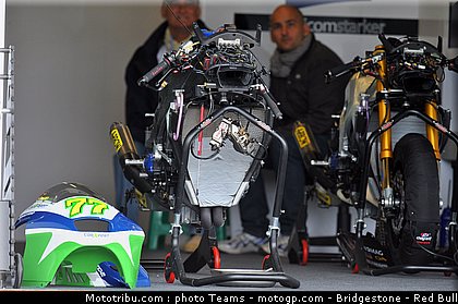 moto2_aegerter_0012_angleterre_silverstone_2012.jpg