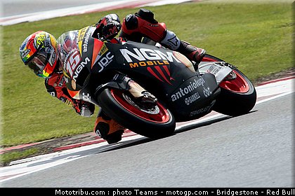 moto2_de_angelis_0001_angleterre_silverstone_2012.jpg