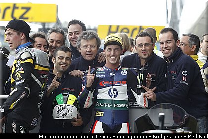 moto2_espargaro_p_0005_angleterre_silverstone_2012.jpg