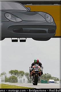 moto2_espargaro_p_0007_angleterre_silverstone_2012.jpg