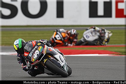 moto2_espargaro_p_0013_angleterre_silverstone_2012.jpg