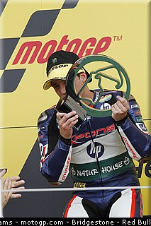 moto2_espargaro_p_0016_angleterre_silverstone_2012.jpg