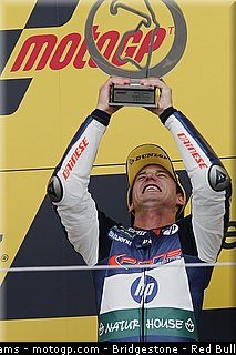 moto2_espargaro_p_0017_angleterre_silverstone_2012.jpg