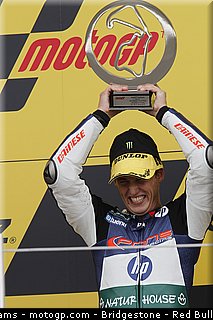 moto2_espargaro_p_0018_angleterre_silverstone_2012.jpg