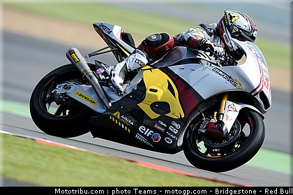 moto2_kallio_0002_angleterre_silverstone_2012.jpg