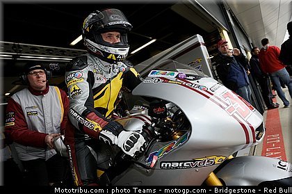 moto2_kallio_0009_angleterre_silverstone_2012.jpg