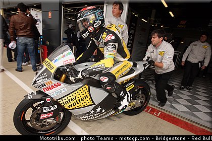 moto2_luthi_0005_angleterre_silverstone_2012.jpg