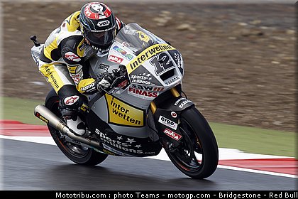 moto2_luthi_0014_angleterre_silverstone_2012.jpg