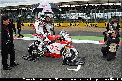 moto2_neukirchner_0021_angleterre_silverstone_2012.jpg