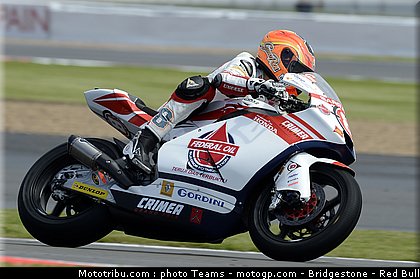 moto2_rea_0002_angleterre_silverstone_2012.jpg