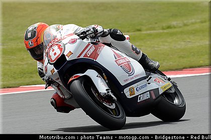 moto2_rea_0009_angleterre_silverstone_2012.jpg