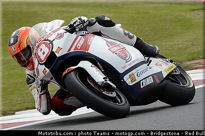 moto2_rea_0010_angleterre_silverstone_2012.jpg