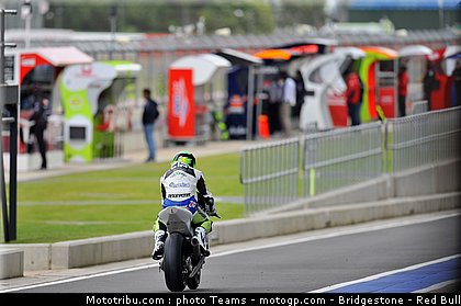 moto2_rolfo_0014_angleterre_silverstone_2012.jpg