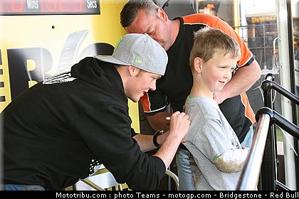 moto2_smith_0018_angleterre_silverstone_2012.jpg