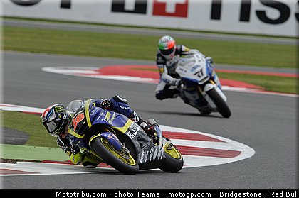 moto2_smith_0020_angleterre_silverstone_2012.jpg