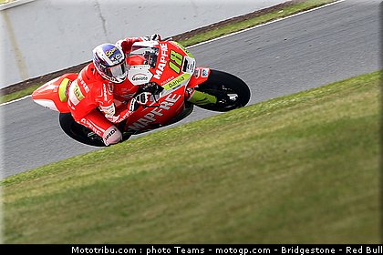moto2_terol_0002_angleterre_silverstone_2012.jpg