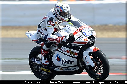 moto2_wilairot_0002_angleterre_silverstone_2012.jpg