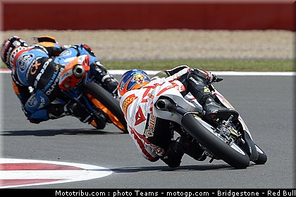 moto3_0001_angleterre_silverstone_2012.jpg