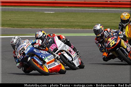 moto3_0004_angleterre_silverstone_2012.jpg