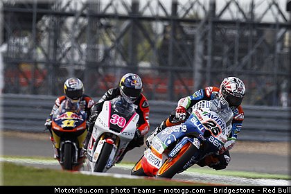 moto3_0010_angleterre_silverstone_2012.jpg
