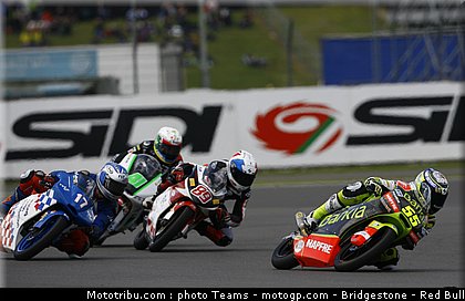 moto3_0051_angleterre_silverstone_2012.jpg