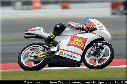 moto3_antonelli_0006_angleterre_silverstone_2012.jpg