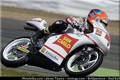 moto3_antonelli_0008_angleterre_silverstone_2012.jpg