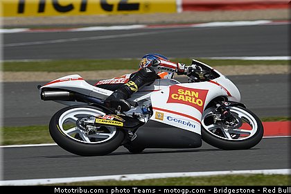 moto3_antonelli_0024_angleterre_silverstone_2012.jpg