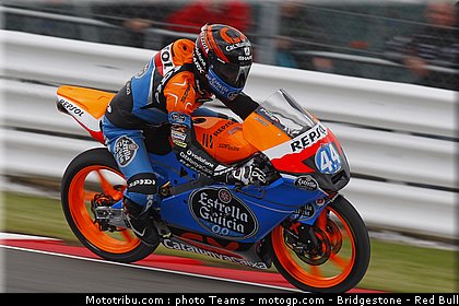 moto3_oliveira_0008_angleterre_silverstone_2012.jpg
