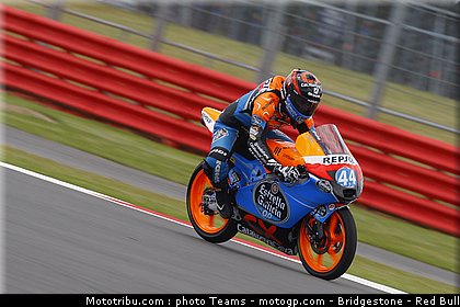 moto3_oliveira_0010_angleterre_silverstone_2012.jpg
