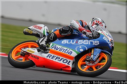 moto3_vinales_m_0014_angleterre_silverstone_2012.jpg