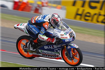moto3_vinales_m_0019_angleterre_silverstone_2012.jpg