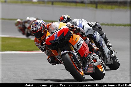 motogp_0008_angleterre_silverstone_2012.jpg