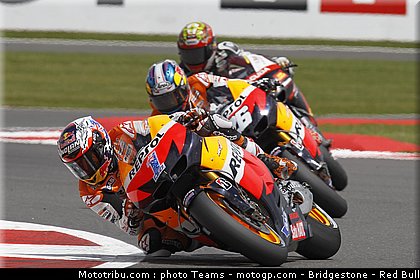 motogp_0010_angleterre_silverstone_2012.jpg