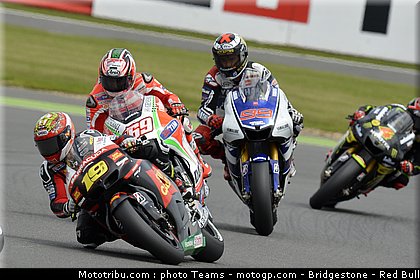 motogp_0038_angleterre_silverstone_2012.jpg