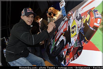 motogp_bradl_0007_angleterre_silverstone_2012.jpg