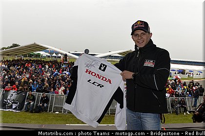 motogp_bradl_0008_angleterre_silverstone_2012.jpg