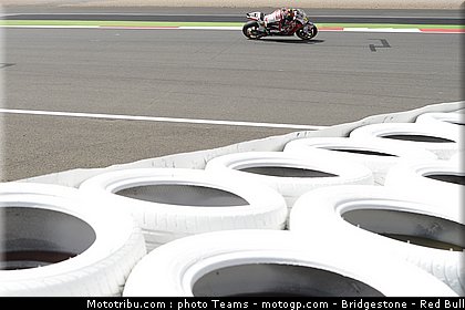 motogp_bradl_0038_angleterre_silverstone_2012.jpg