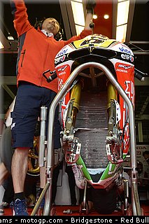motogp_bradl_0050_angleterre_silverstone_2012.jpg