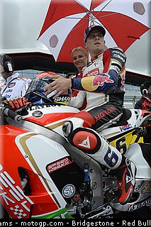 motogp_bradl_0076_angleterre_silverstone_2012.jpg