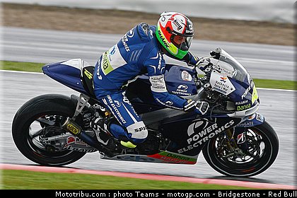 motogp_espargaro_0005_angleterre_silverstone_2012.jpg