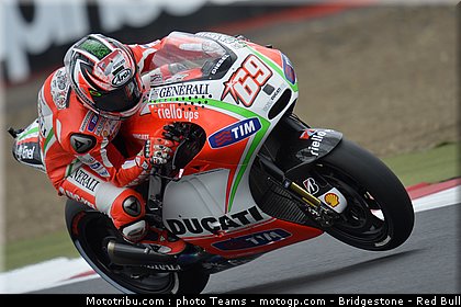motogp_hayden_0002_angleterre_silverstone_2012.jpg