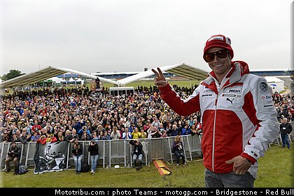 motogp_hayden_0008_angleterre_silverstone_2012.jpg