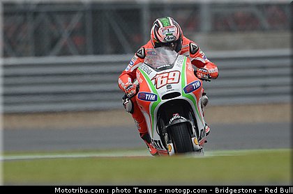 motogp_hayden_0009_angleterre_silverstone_2012.jpg